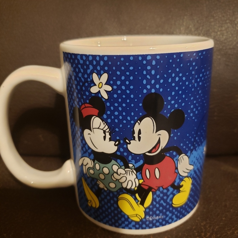 Disney Mickey & Minnie coffee mug